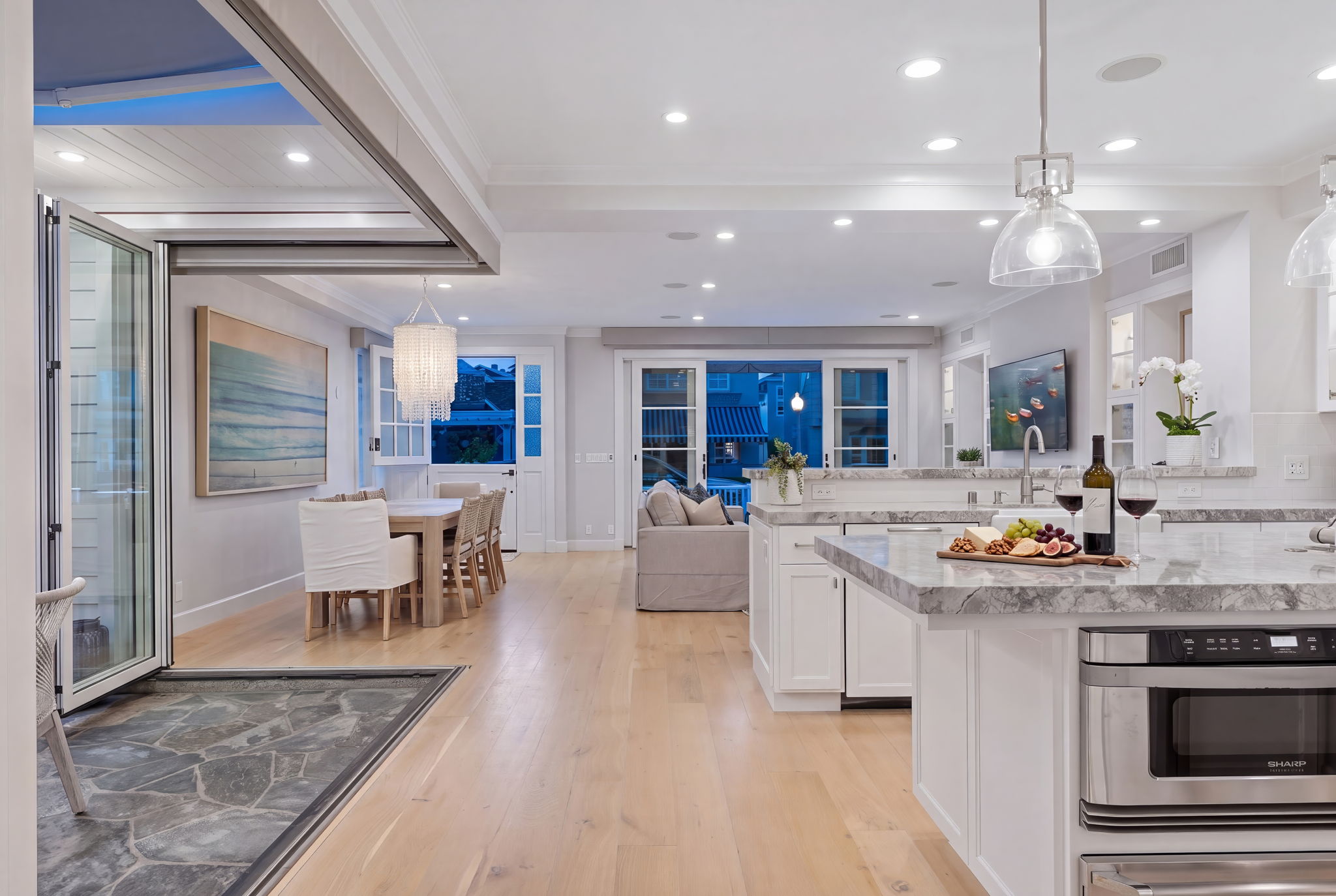 118 Sapphire Balboa Island home - photo 11