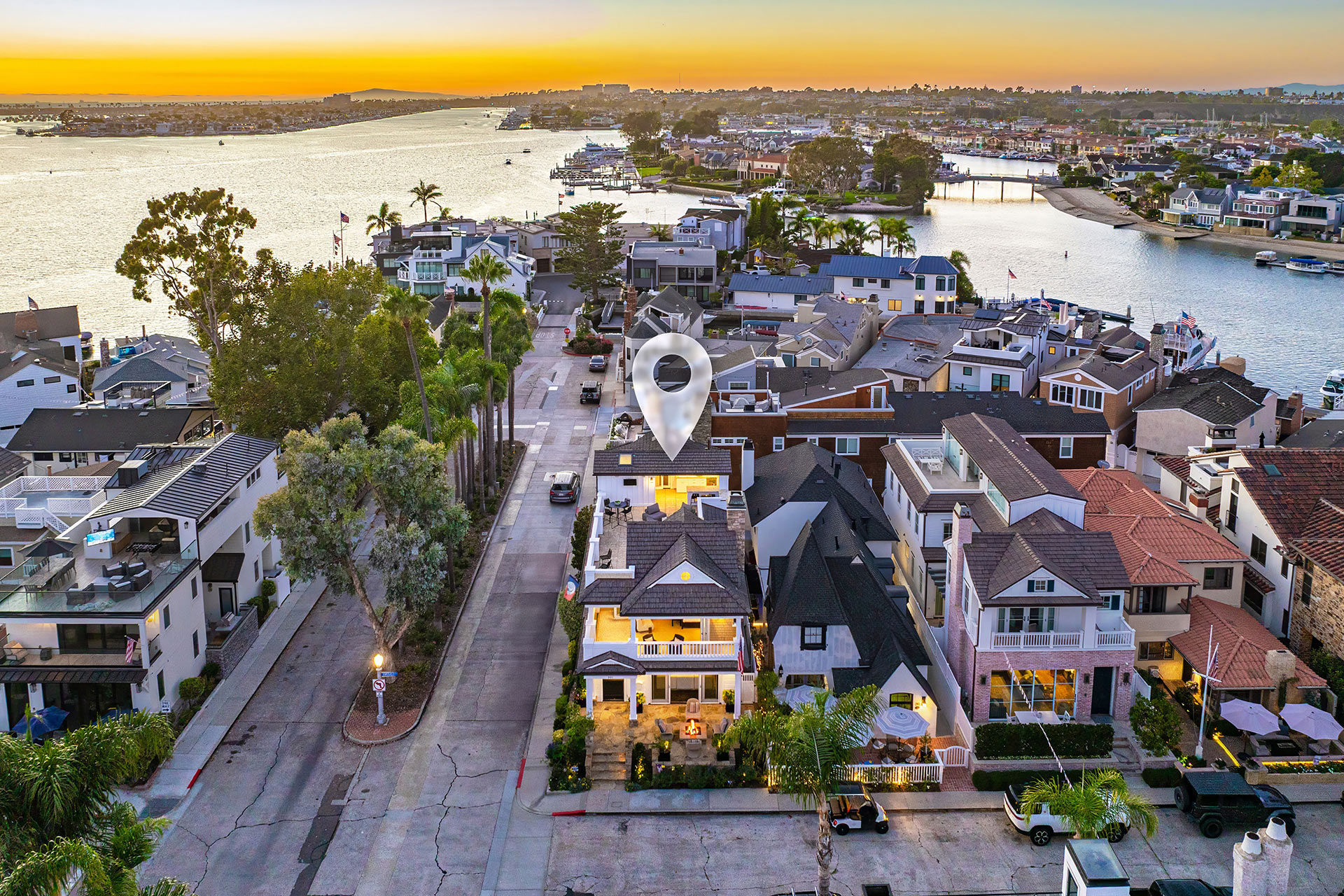 201 Emerald Balboa Island home - photo 2