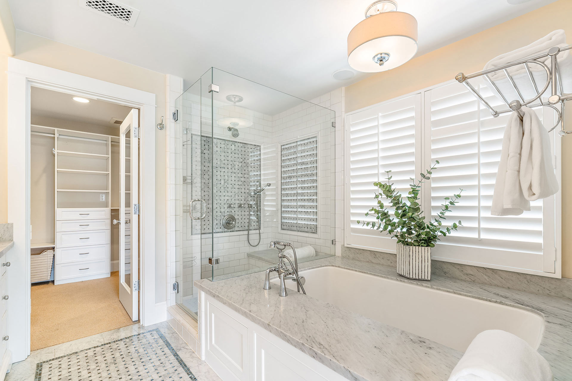 201 Emerald Balboa Island home - photo 28