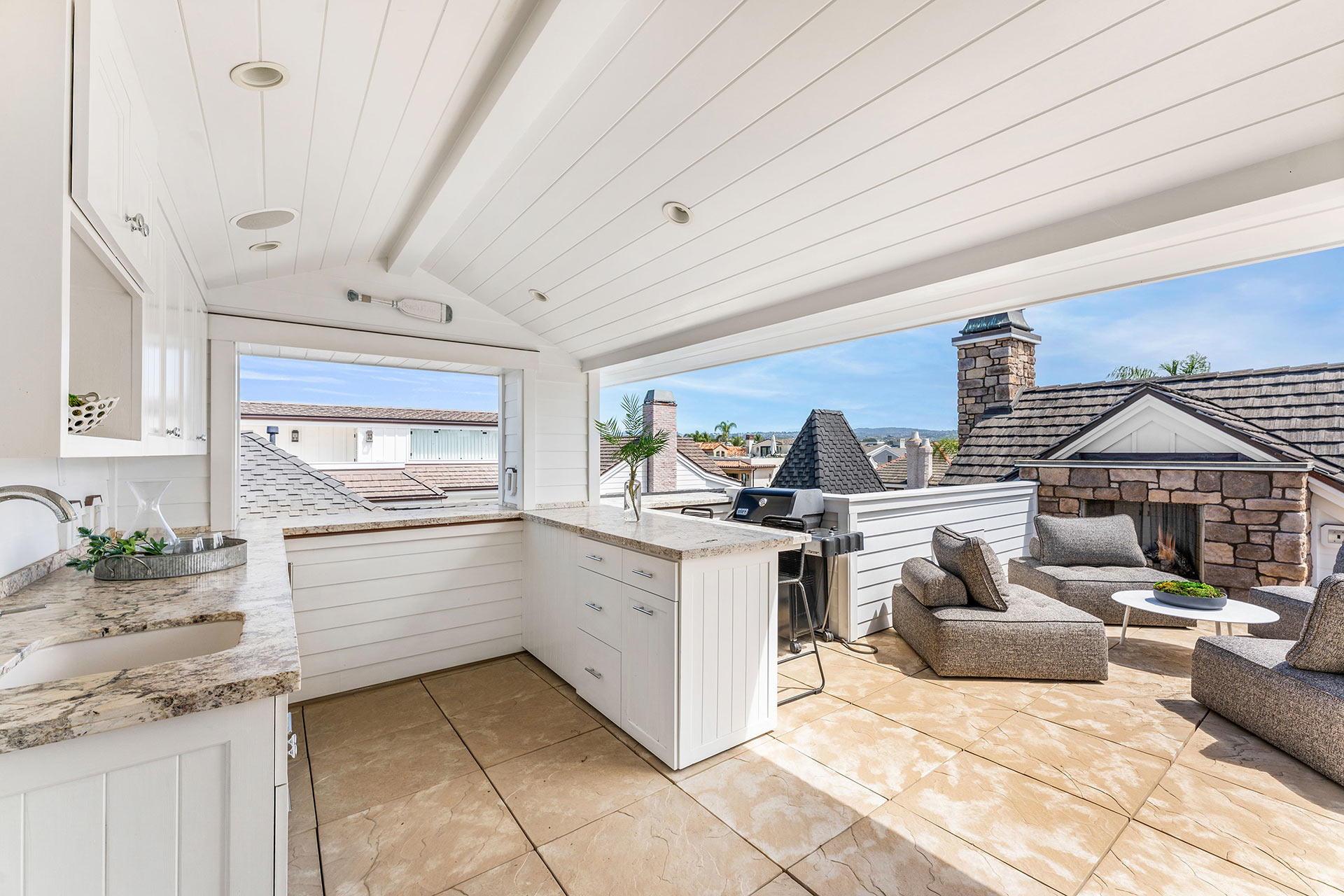 201 Emerald Balboa Island home - photo 39