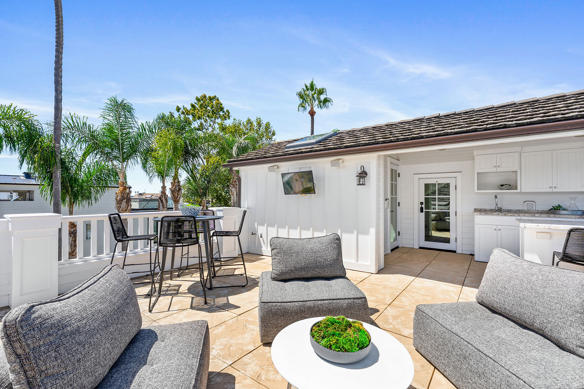 201 Emerald Balboa Island home - photo 43