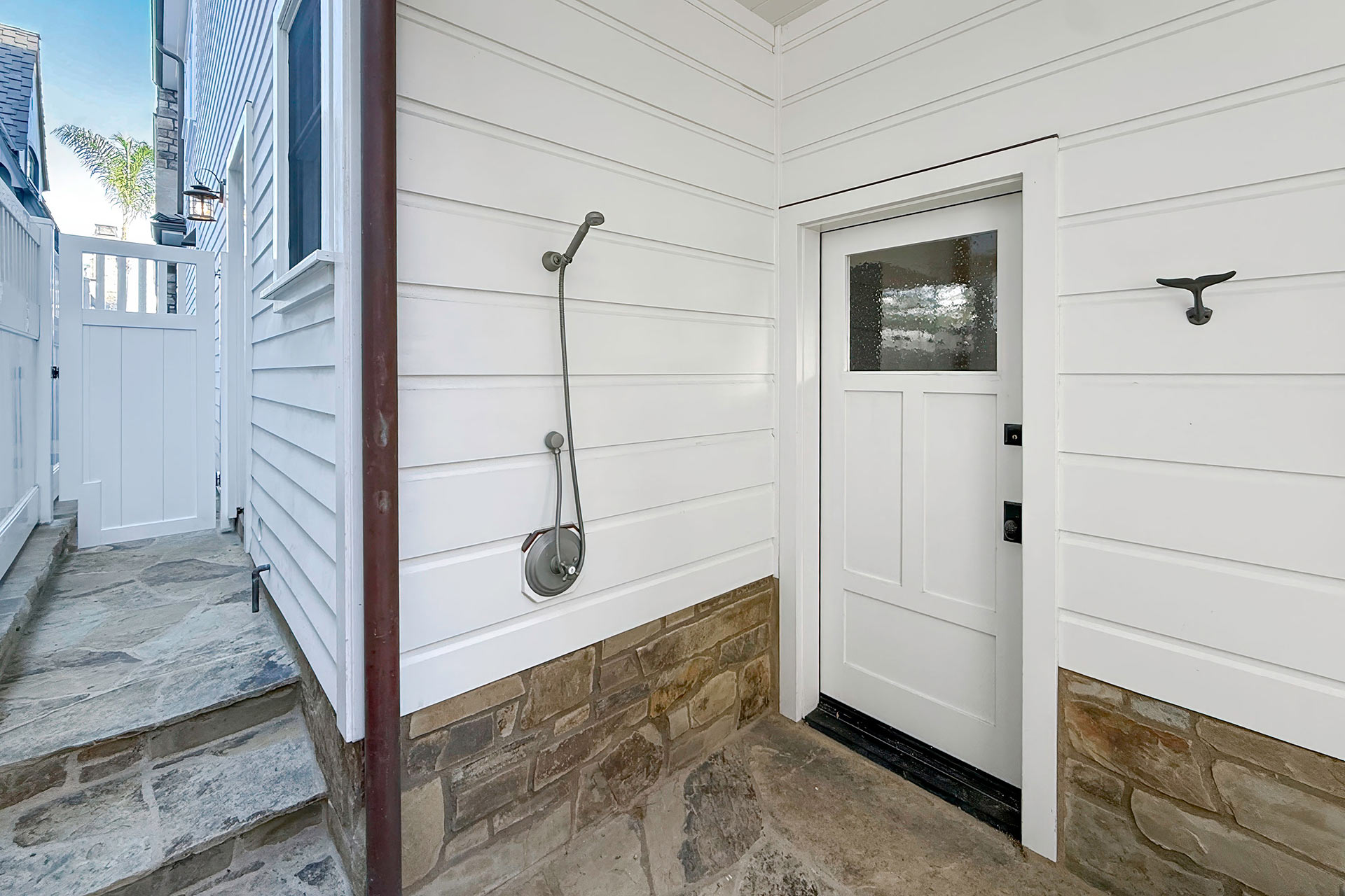 201 Emerald Balboa Island home - photo 45