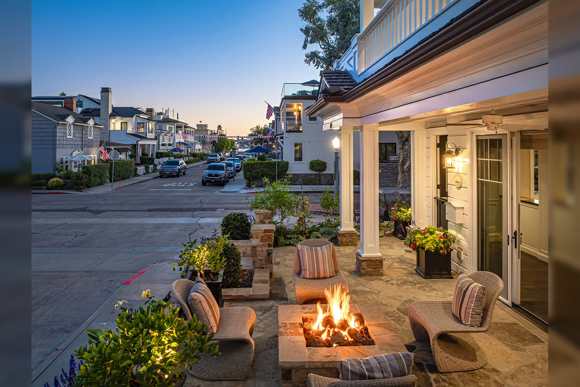 201 Emerald Balboa Island home - photo 5