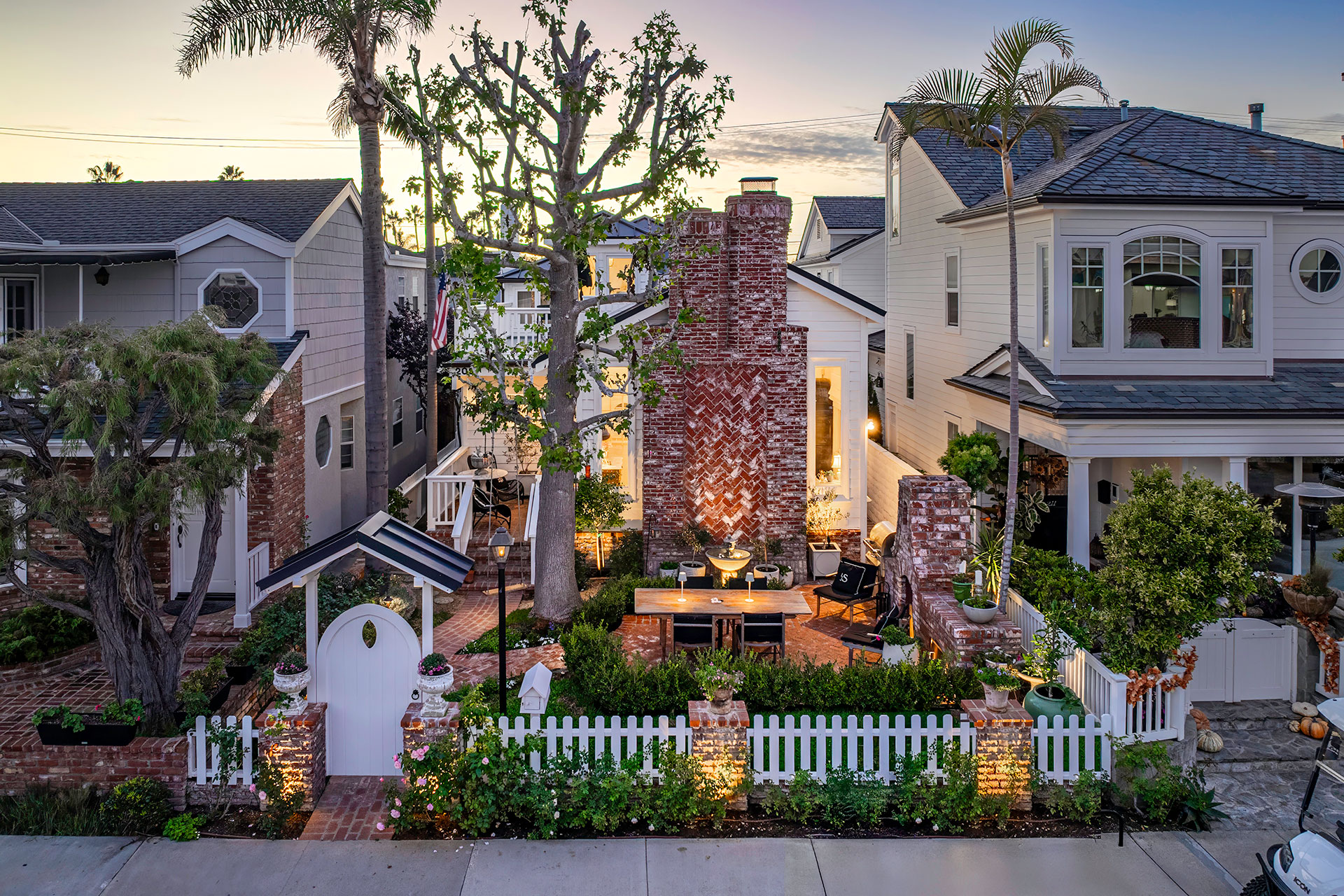 209 Diamond Balboa Island home - photo 1