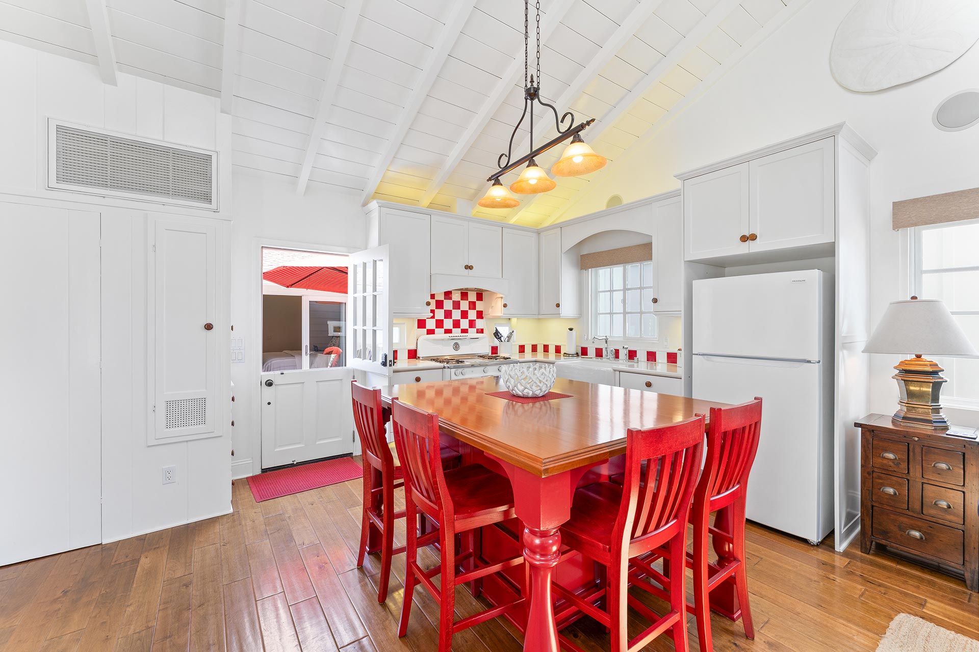 311 Amethyst Balboa Island home - photo 30