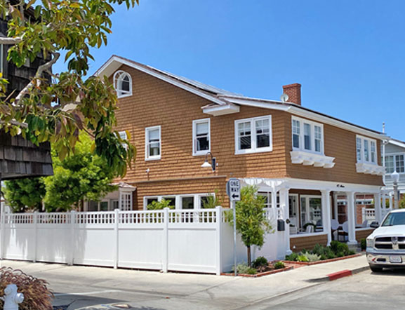 Balboa Island home sold by Ryan Gunderson