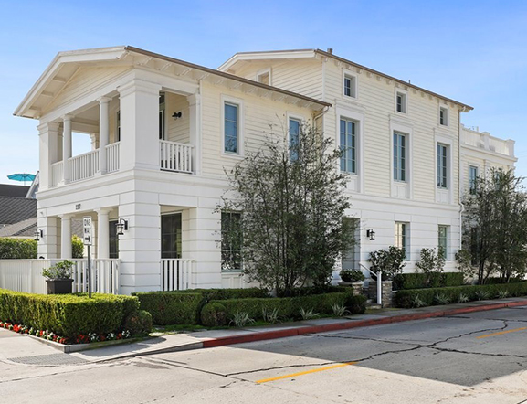 Balboa Island home sold by Ryan Gunderson