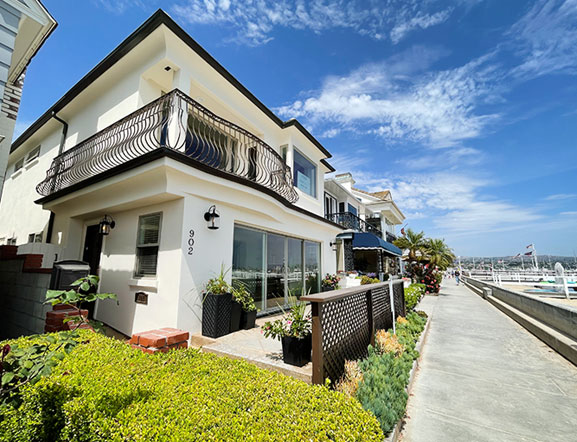 Balboa Island home sold by Ryan Gunderson