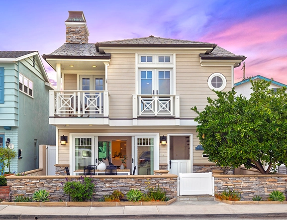 Balboa Island home sold by Ryan Gunderson