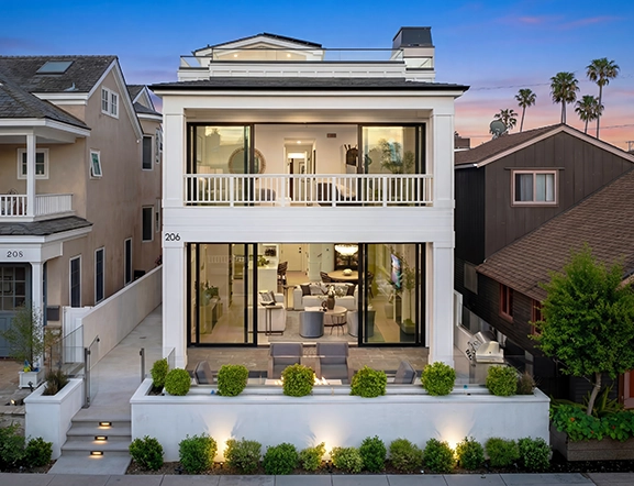 Balboa Island home for sale by Ryan Gunderson